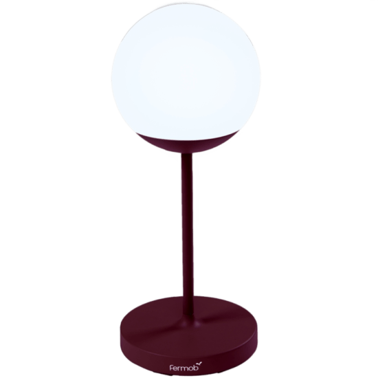 Třešňově červená venkovní LED lampa Fermob MOOON! 63 cm